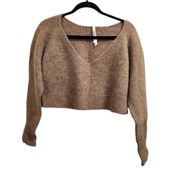 Aritzia Group by Babaton Tessin Sweater Size M - Picture 2 of 12